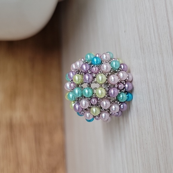 PASTEL BAUBLE BEADED STATEMENT RING - Picture 4 of 8